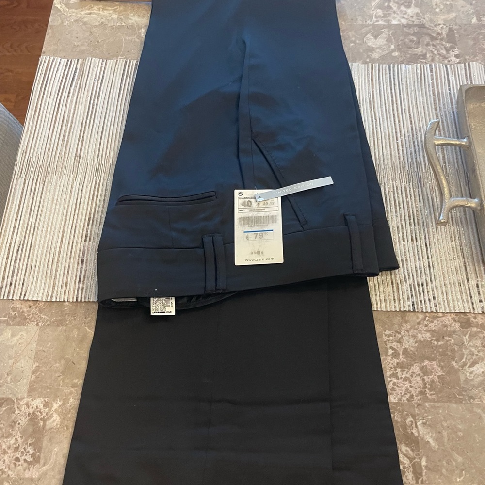 Never used bought in france 79 euro Zara wide leg elegant pant